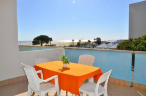 Lovely flat with shared pool - Beahost